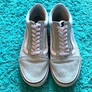 Light blue low-skate VANS